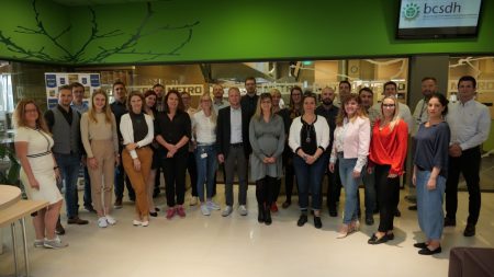 Irány az 55% - Végéhez ért “A jövő vezetői” idei évfolyamának programja